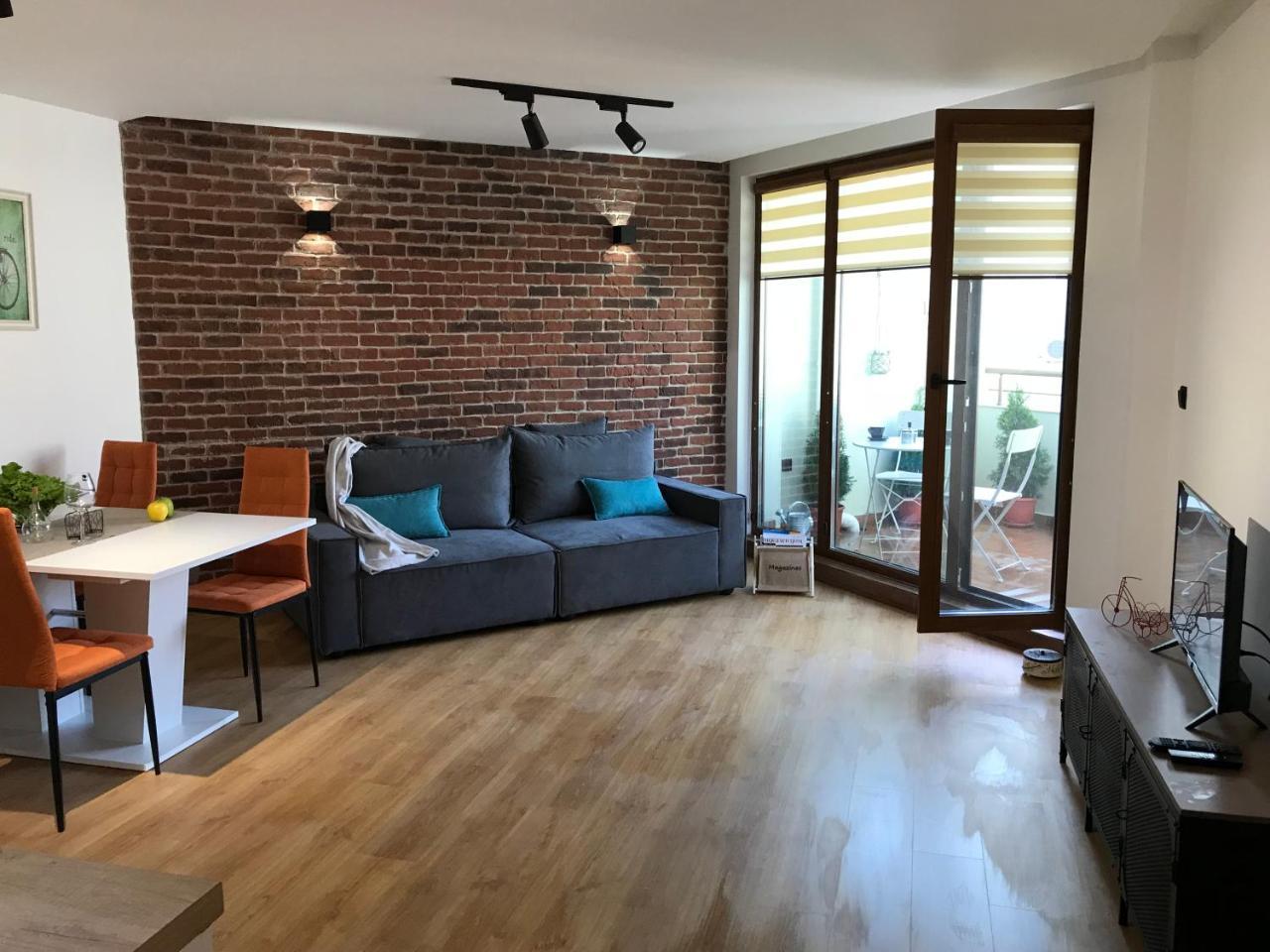 Bright, Comfortable And Cozy Apartment Burgas Exteriör bild