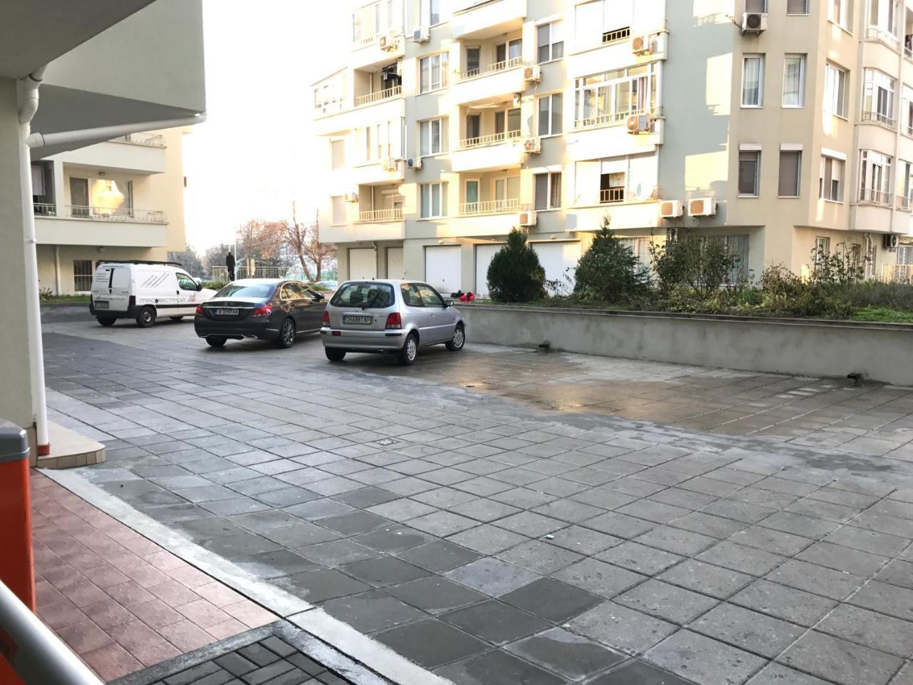 Bright, Comfortable And Cozy Apartment Burgas Exteriör bild